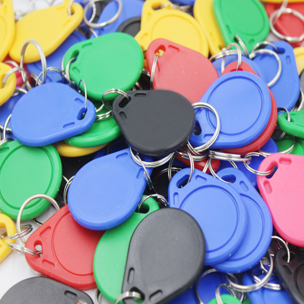 100pcs Waterproof 13.56MHz IC Keyfob Tag RFID Access Control IC Key Finder Card Token Attendance Management Keychain