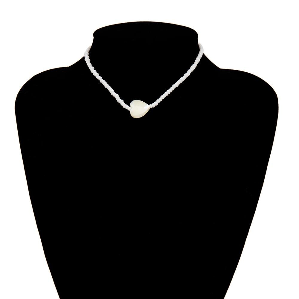 Ingemark Choker Necklace - Heart Pendant - Rice Beads & Shell Powder Chain for Women