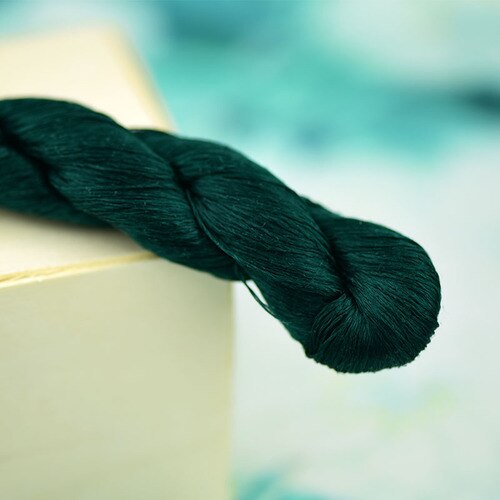 400m Solid Color Embroidery Mulberry Silk Material Wrapping Flower Velvet Flower Thread Green Series: No. 9