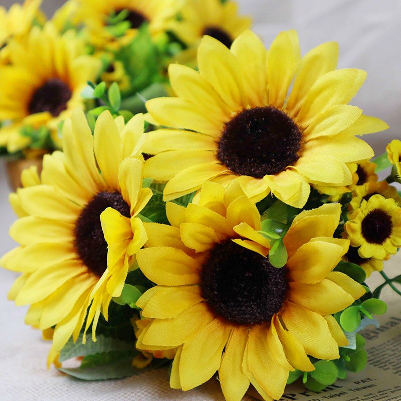 7 grener/bukett gul silke solsikke bukett vakker kunstig blomst tusenfryd hode til bryllup bursdagsfest hjemme hage deco