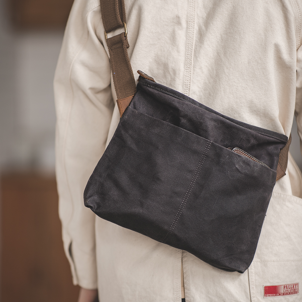 Maden-Bolso de hombro Retro Diagonal para hombre, bolsa de cera de aceite, resistente al desgaste, antiguo, impermeable, ajustable, lona, 16oz