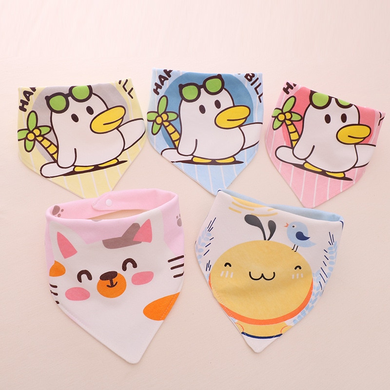 Opruiming! 1pc willekeurige baby slabbers waterdichte kinderen voedingsschort slab boerdoeken zachte cartoon peuter baberos bavoir kleding