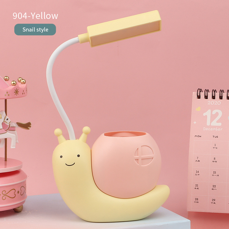 Tegneseriebordlampe søt snegle nattlys usb oppladbar ledet-bordlampe låve øyebeskyttelse skrivebordslampe leselampe med penn: Foranderlig
