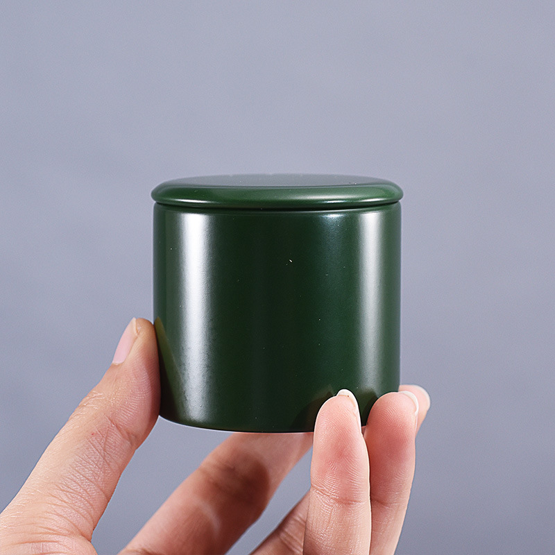 Small Metal Sealed Tea Box Caddy Round Tinplate Portable Travel Universal Tea Container Tea Coffee Spices Sugar Storage Jars