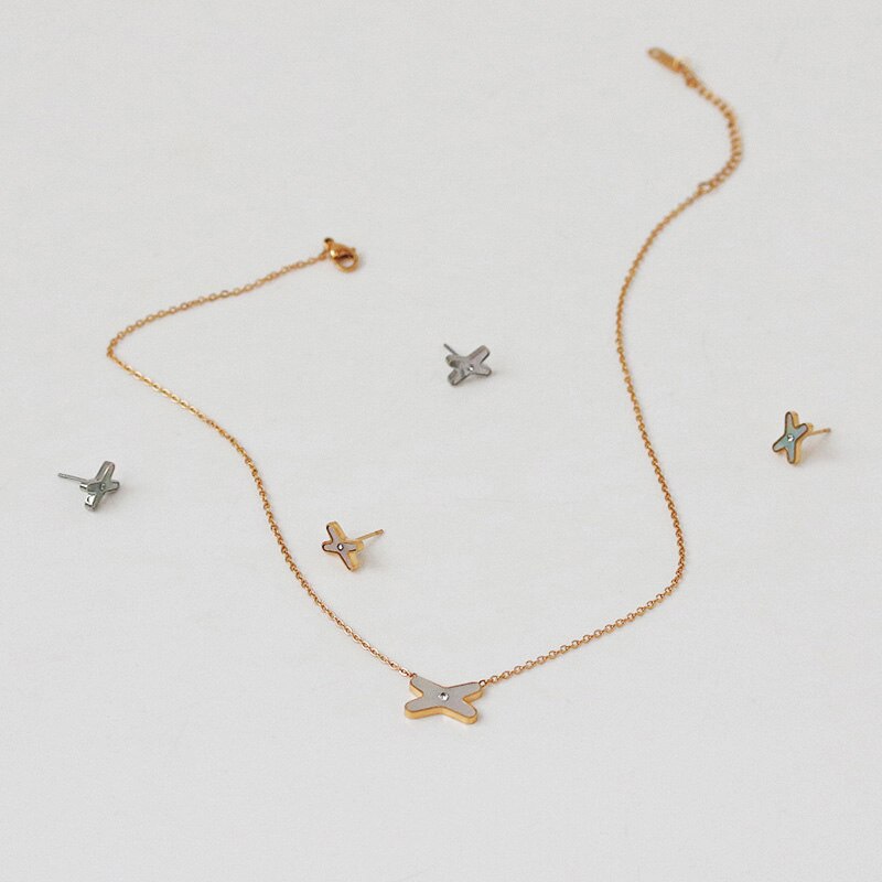 Zirkoon Natuurlijke Shell X Kruis Klavertje Vier Hanger Ketting Titanium Stalen Sieraden Vrouwen