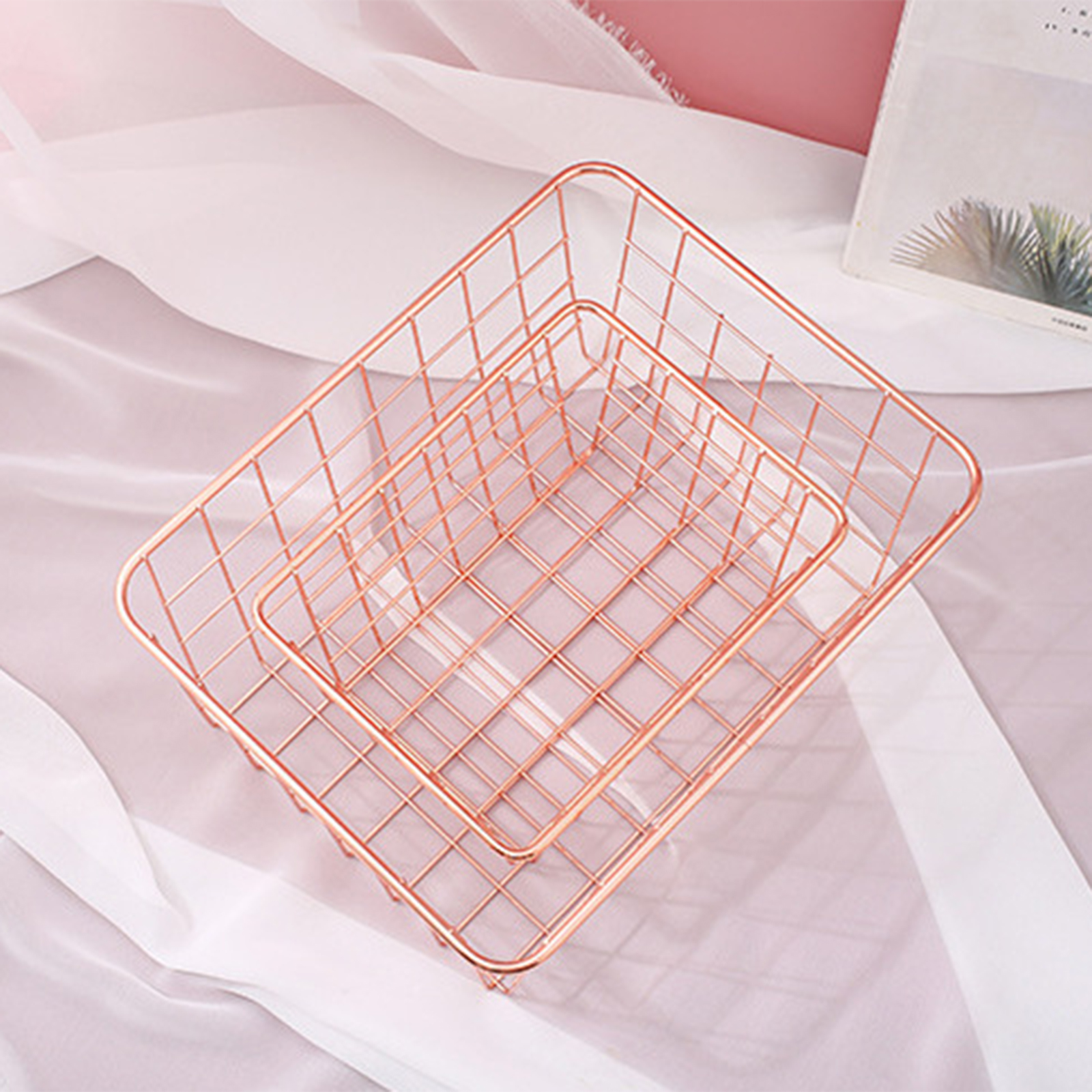 Panier de rangement en fil de fer forgé or Rose, lignes simples de couleur unie, organisateur pratique de bureau, décoration de la maison