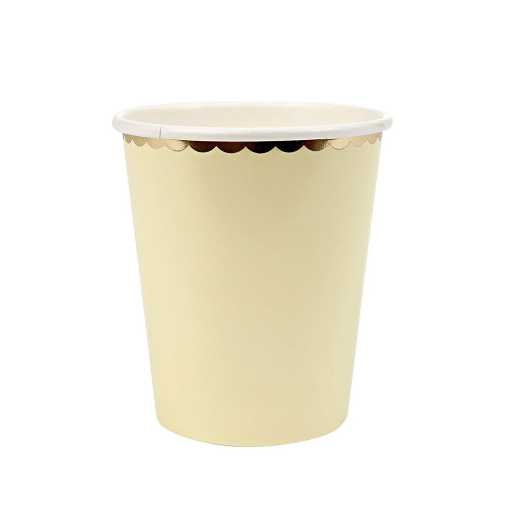 Servies voor het avondeten, papieren bekers, eetkamer, feestdagen, verjaardag, salade, evenement, bruiloft, dessert met servet, wegwerpbordset