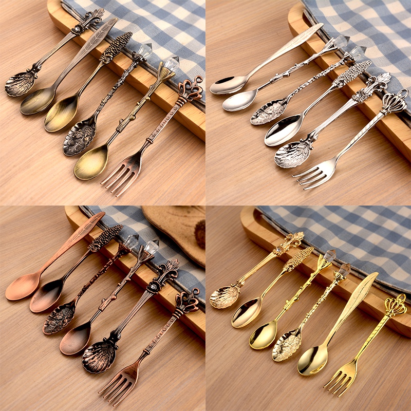 6 stk / sæt rustfrit stål bestik vintage skeer gaffel royal stil metal udskårne mini kaffeskeer køkken tilbehør