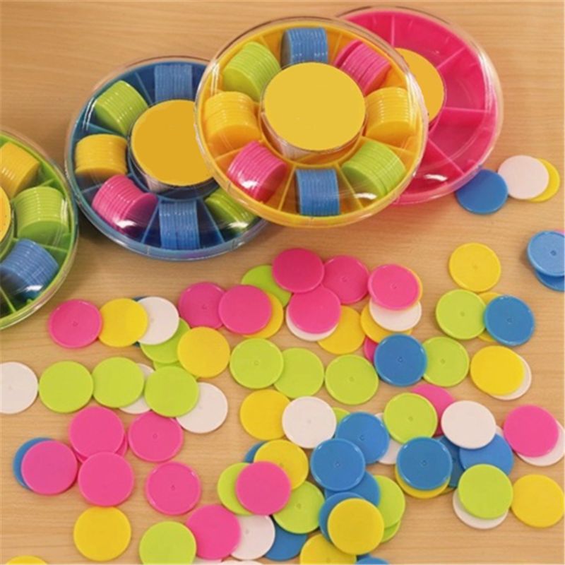 100Pcs Tellers Tellen Chips Plastic Markers 25 Mm Gemengde Kleuren Voor Bingo Chips Spelfiches Met Opbergdoos- willekeurige Kleur