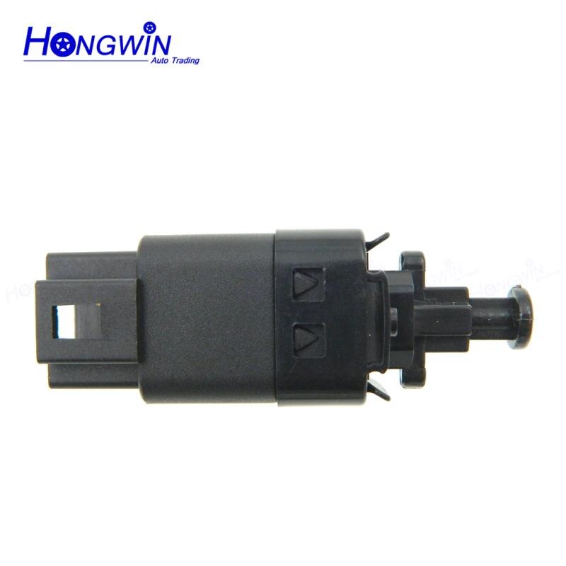 96874570/9687 4570 BRAKE LIGHT SWITCH FOR CHEVROLET AVEO,OPTRA ,DAEWOO KALOS SALOON Back Lamp/ Stop Lamp / Brake Light Switch