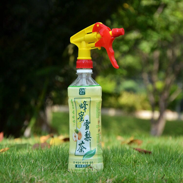 Hendig vannsprøyte med dyse justerbar roterende tåkesprøyte push-type hagesprøyte plast fuktforstøver for planter: 444