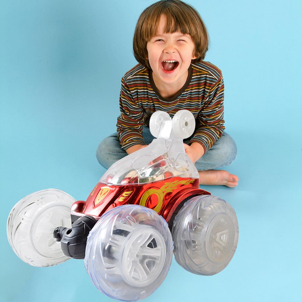 Voiture télécommandée Turbo Twister à 360 degrés, Rechargeable, musique légère, véhicule de cascade