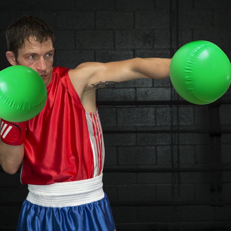 Gants de boxe gonflables en PVC, gants d'exercice interactifs pour les jeunes, mitaines de jeu, intérieur, 1 paire