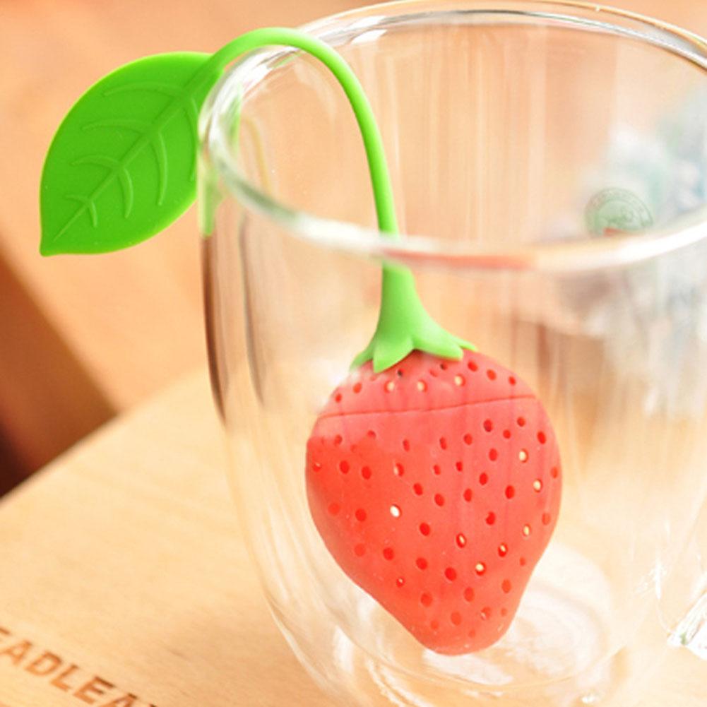 1 Pcs Red Strawberry Shaped Tea Infuser Reusable Food Safe Silicone Tea Leaf Bag Holder Tea Coffee Herbal Punch Filter Diffuser