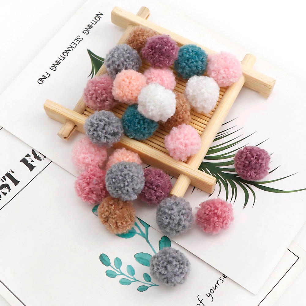 50 stk koreanske skærmblondebolde pom pom plysbolde 15mm/20mm mini frynser strikket stof håndlavet gør-det-selv håndværk hovedbeklædning bryllup dekoration