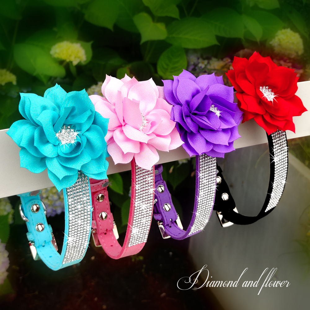 Bling Strass Halsband Met Bloem Accessoire Zachte Suède Kat Puppy Halsbanden Ketting Voor Small Medium Honden Katten