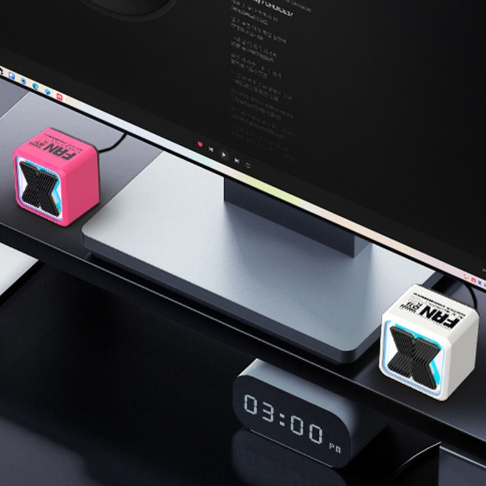 Høy stereolyd mini bluetooth-høyttaler bærbar mini-størrelse trådløs høyttaler trådløs tilkobling surroundlyd