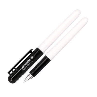 Germany Schneider BK401 children students practice calligraphy pen male and female 0.38 mm EF pointed bag mail: Black