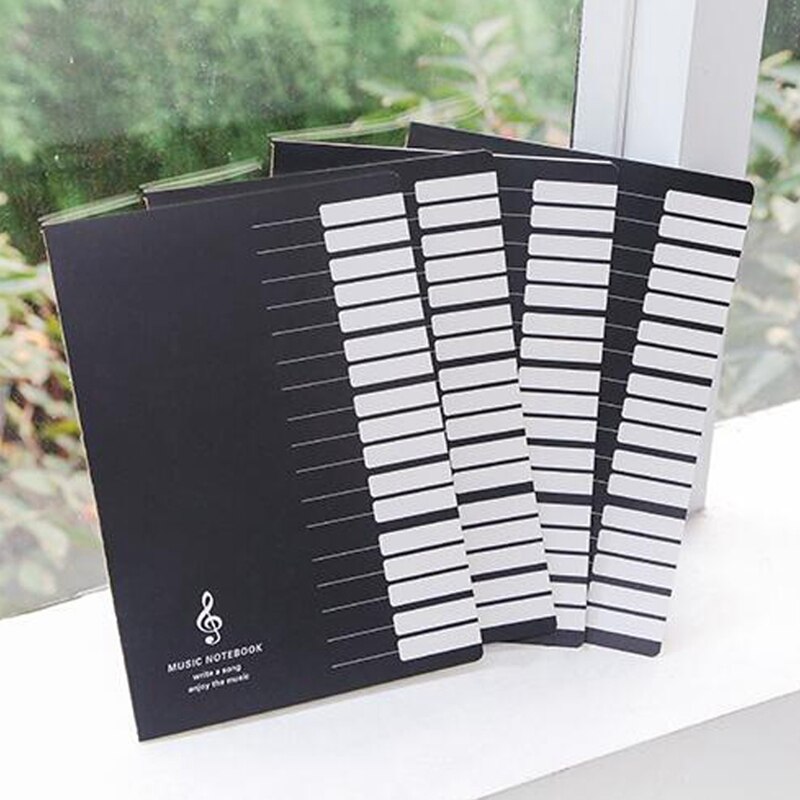 Cahier de Notes de musique à cinq lignes