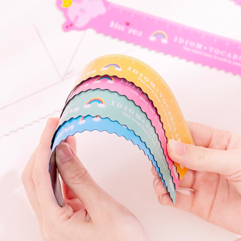 Bonitos efectos de escritorio creativos de Kawaii para estudiantes, regla de Línea ondulada con dibujos animados, 15cm, se puede doblar, suave,