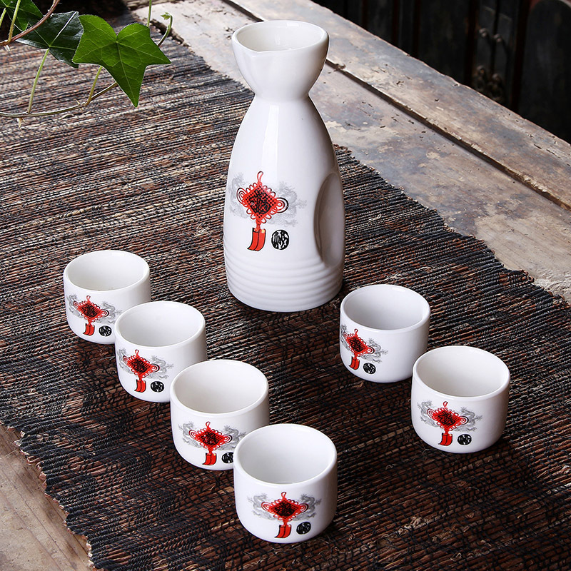 Japanese Sake Set, 6 Pieces Sake Set Hand Painted Porcelain Pottery Traditional Ceramic Cups Crafts Wine Glasses Box