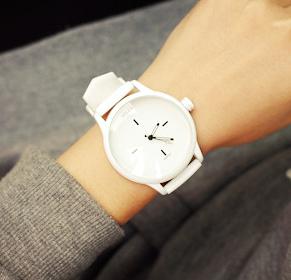 MILER Brand Soft Silicone Strap Jelly Quartz Watch Wristwatches for Women Ladies Lovers relogio miler men watch Black White: White