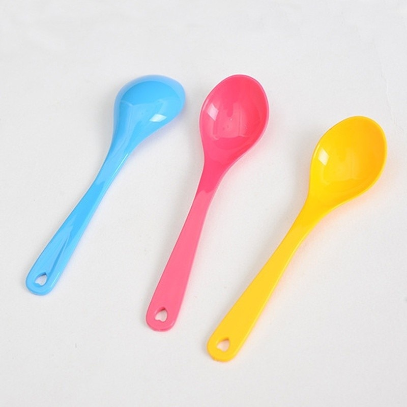 12pcs Safe Plastic Baby Feeding Spoons Lovely Baby Training Eating Kids Solid Ice Cream Coffee Spoon Set Kitchen Tableware