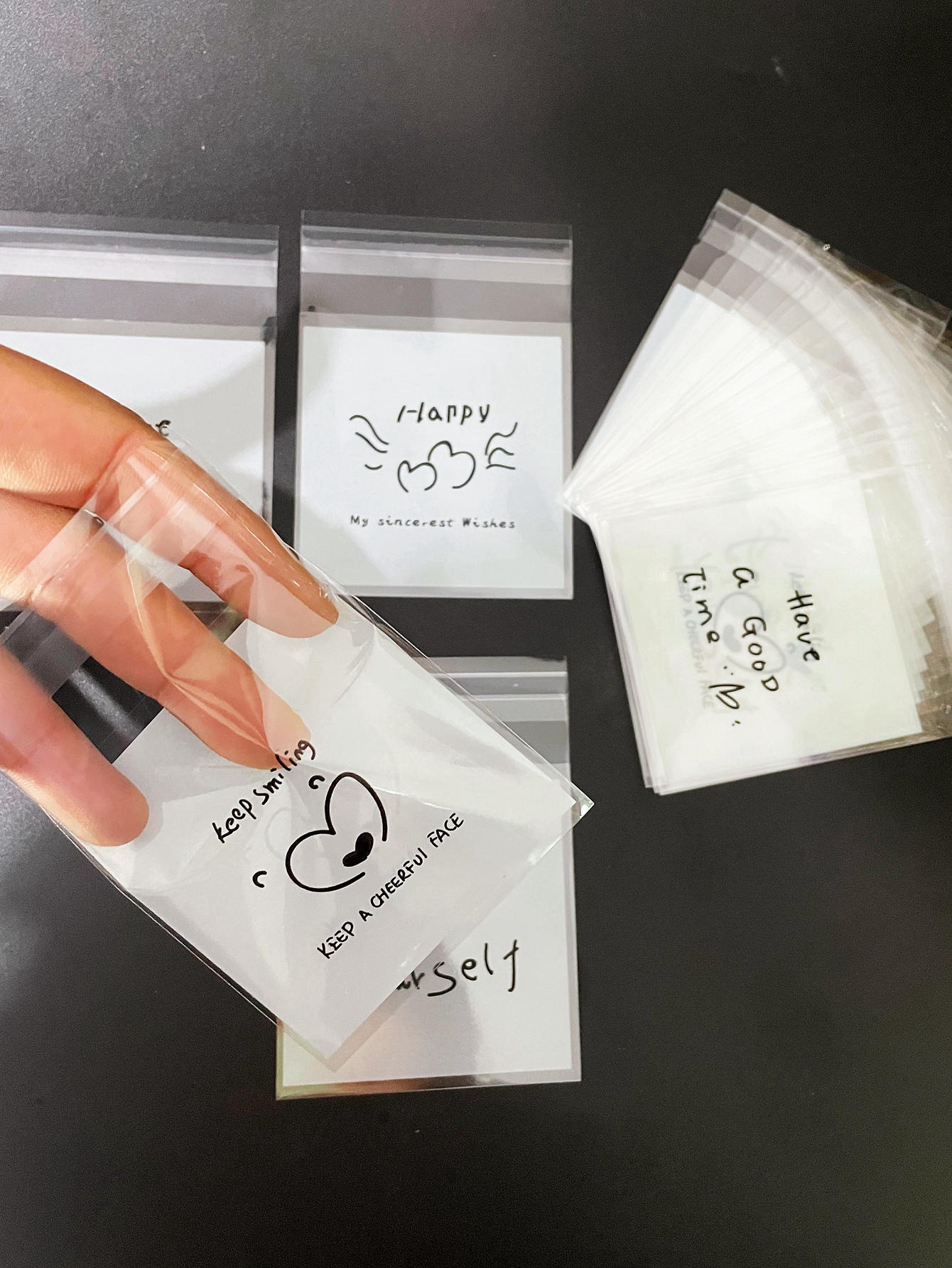 100pcs Lovely Doodle Black And White Small Wrap Opp Self-sealed Bag, Keep Smile, Have A Good Time Pattern Decor Bags