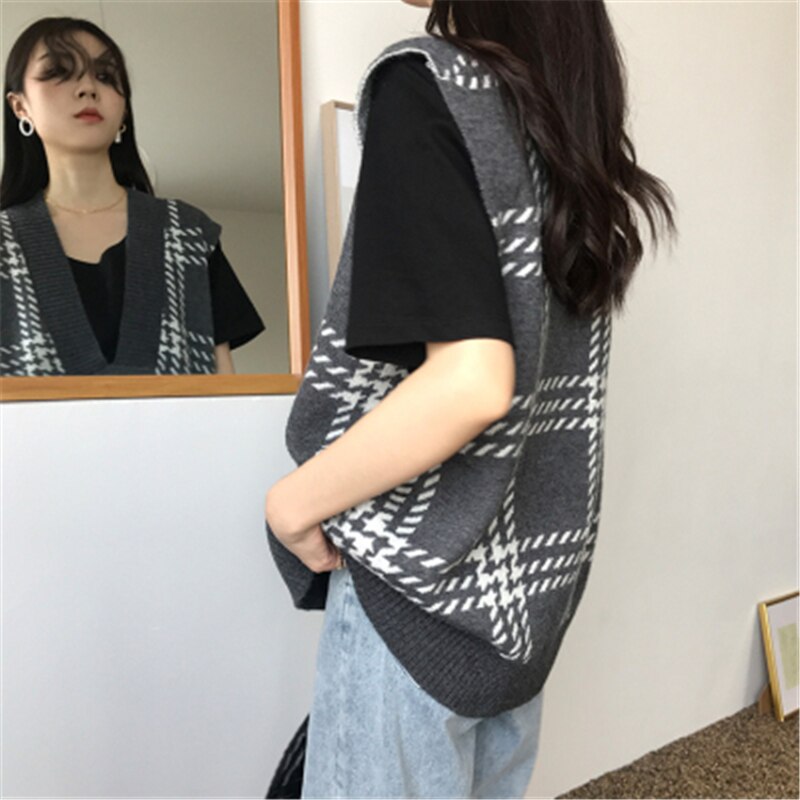 Knit Sweater Vest Fall Classic Pattern Big V-neck Loose Pullover Waistcoat Preppy Style Sweater Sleeveless Women Tops