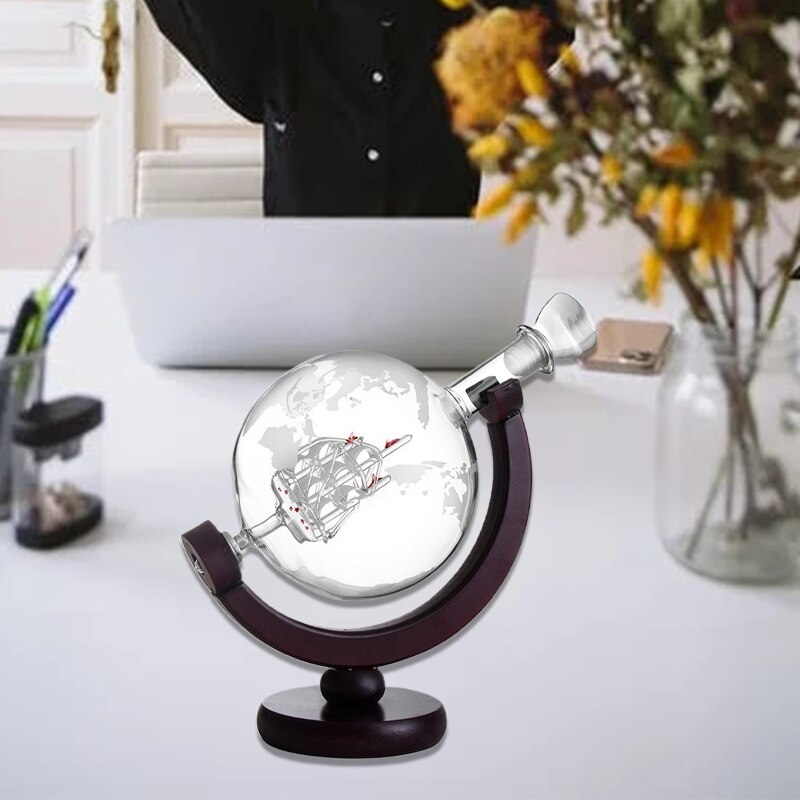850ML Whiskey Decanter Antique Ship Whiskey Dispenser For Liquor Bourbon Vodka Wine Glass Decanter Globe with Wood Stand
