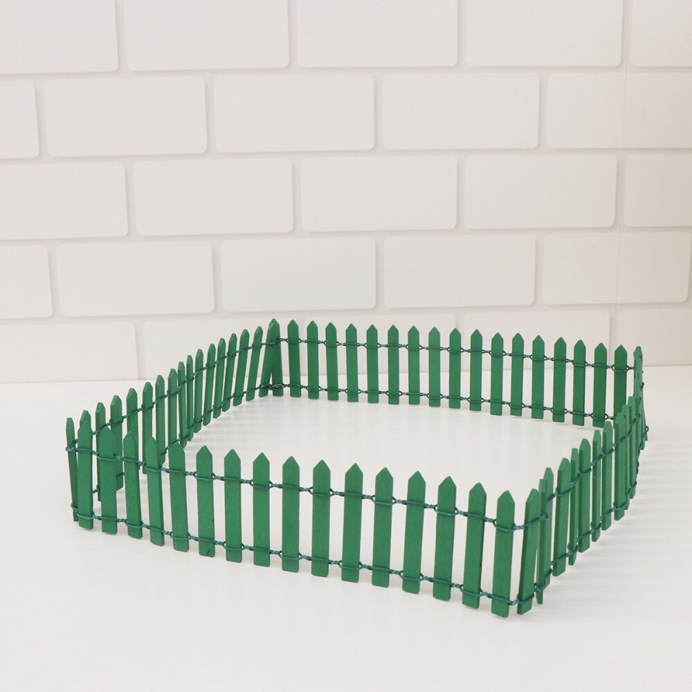 90x5cm Miniature Wooden Fence Micro Decorative Fence for Decoration Use (Dark Green)
