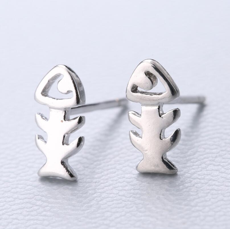 XIYANIKE Vendita Calda 925 Sterling Silver Carino Orecchini Con Perno Orecchio Ago Semplice di Modo Geometria Orecchini di Personalità Per Le Donne 73-90: 79