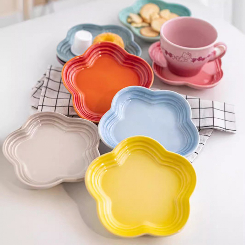 5,5 zoll Pflaumenblüte Kleine Teller Französisch Kühle Farbe Kuchen Dessert Teller Keramik Geschirr Haustier Schrittweise Spike Knochen Platte Geschirr