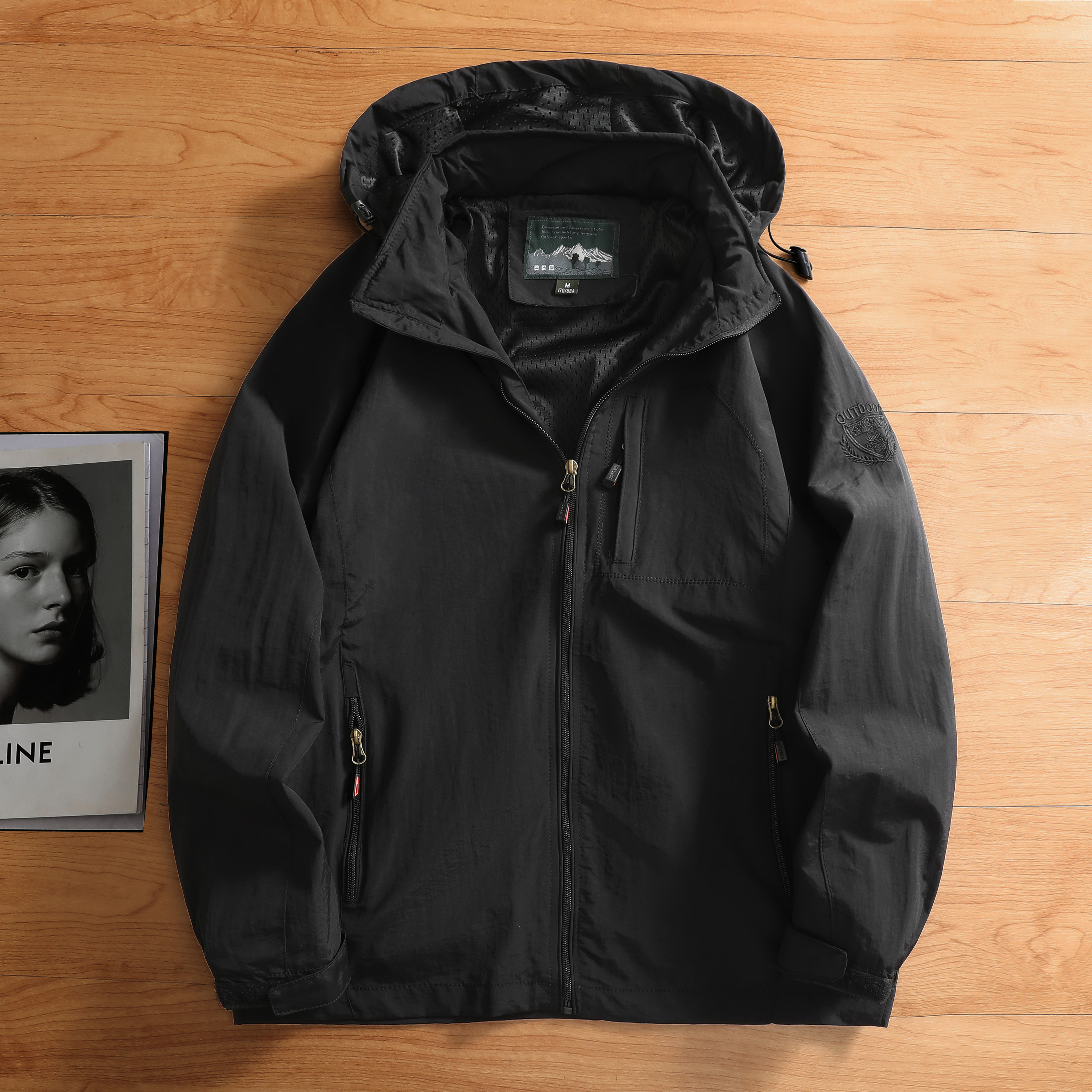 Caminas al aire libre para hombre, deportes, ocio, impermeable, resistente al viento, multibolsillos, sombrero desmontable, chaqueta, chaqueta: XL / Negro