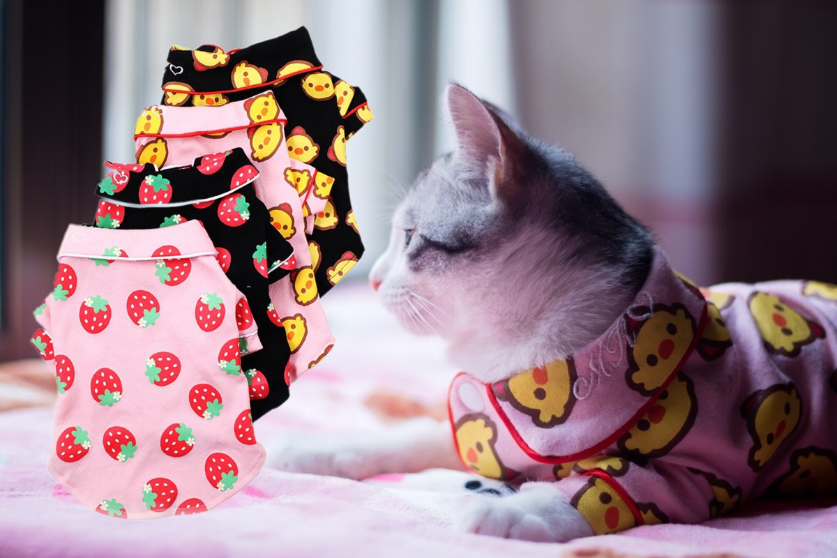 Pet Cat Clothes Mascotas Costume Halloween Soft Cute Chick Strawberry Cat Homewear Cat Coat Apparel Pet Outfit XS S M L XL