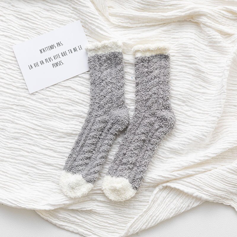 1 Pair of Coral Plush Socks Women's Plush and Thickened Sleeping Terry Socks Autumn and Winter Floor Thickened Warm Socks: 10
