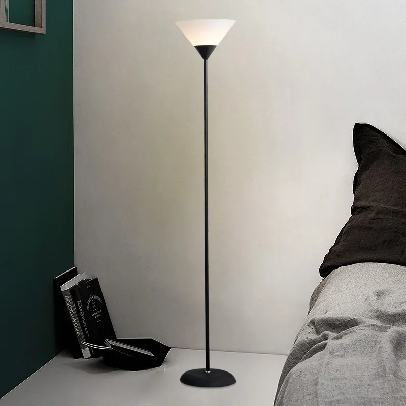 Led gulvlampe sort/hvid lampehus er egnet til indendørs belysning af en dekorativ lampe i stue, soveværelse og arbejdsværelse: Sort