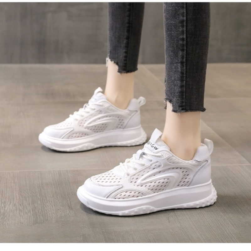 Zapatos blancos pequeños para mujer, zapatillas deportivas coreanas de malla transpirable para primavera y verano, zapatos planos de ocio coreanos, novedad de