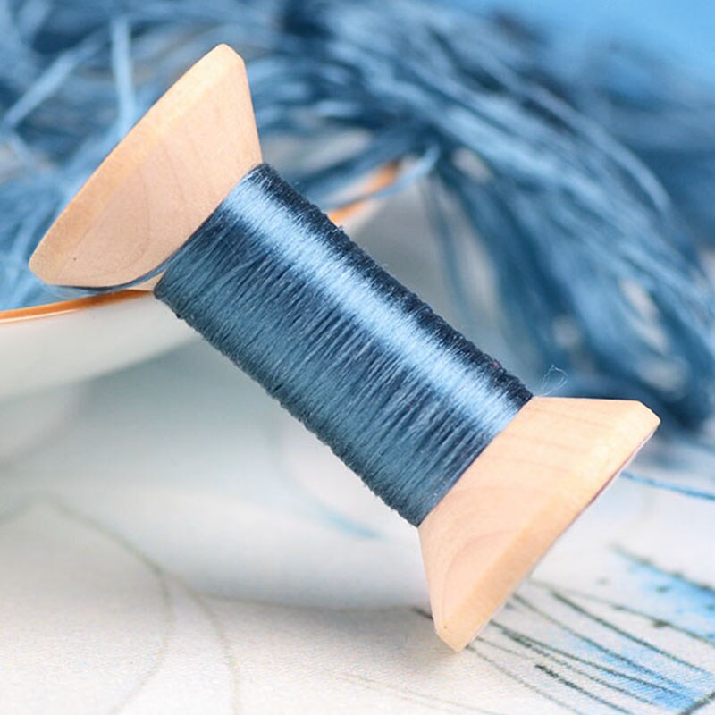 Liten rulle hushållssytrådar spolar/tråd-silkesbroderilinje/lilablå/handgjord broderitråd/broderi: 4