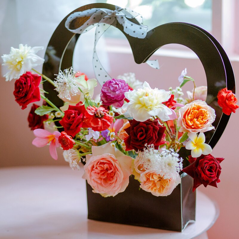 Hart Draagbare Bloemen Dozen Romantische Verpakking Papier Doos Voor Vrouwen Mand Kraft Zakken Cadeaupapier Liefde Bloem Mand