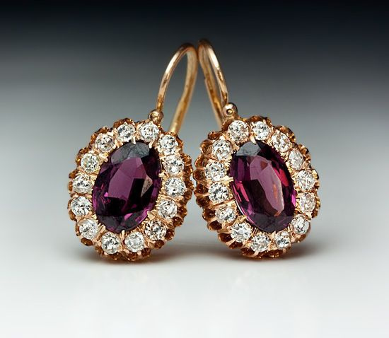 Pendientes de circonita de cristal rojo para mujer, aretes colgantes con incrustaciones de piedra CZ, Color dorado Vintage, joyería de boda femenina,: Vino tinto
