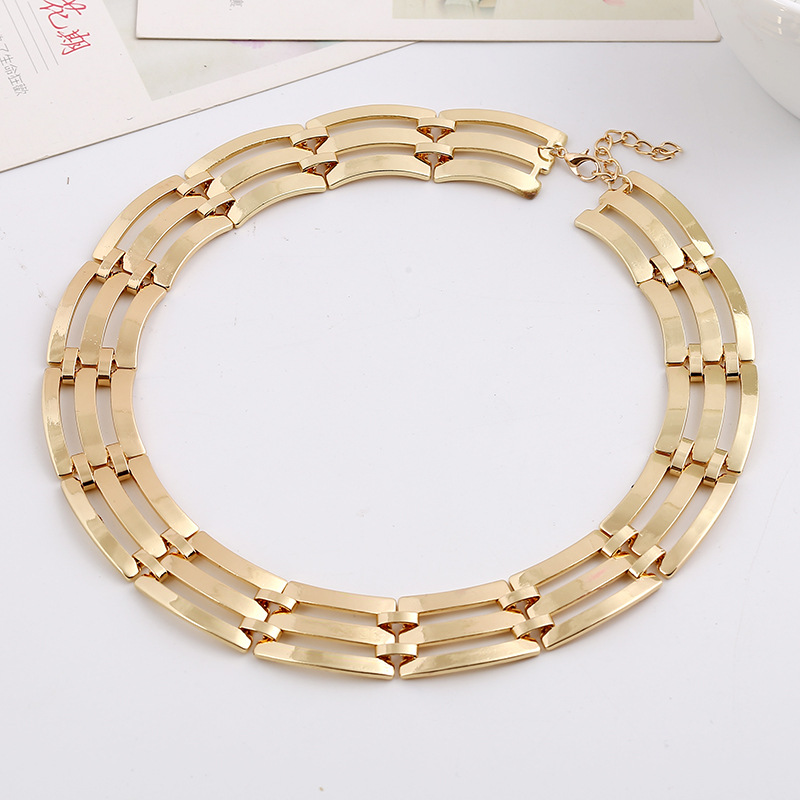 LZHLQ Mode Trendy Choker Kettingen Maxi Punk Draaimomenten Vintage hollow Splice Sieraden Verklaring Plated Vrouwen Ketting: Gold