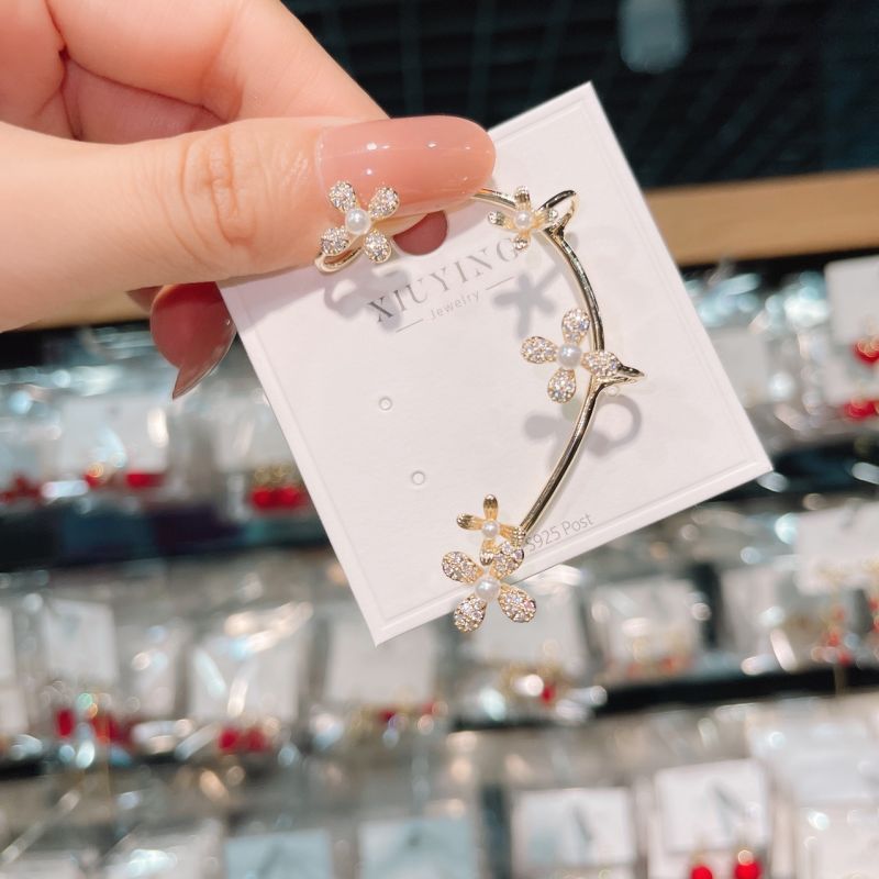 ZDMXJL Süße Inlay Zirkon Perle Blume Ohr Knochen Clip frauen Ohrringe Ohr Manschette für Dame Schmuck Keine durchbohren Ohr Clip