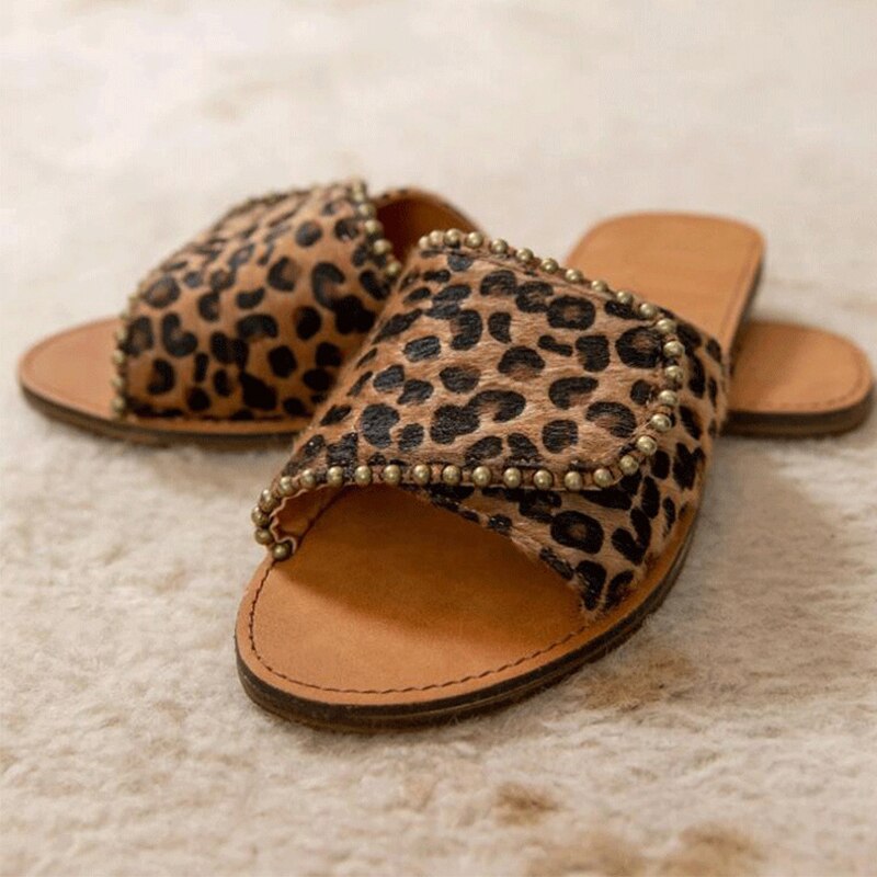 Dames slippers met luipaardprint en klinknagels, dames slippers met klittenbandsluiting, damesschoenen met open teen, damesslippers, maat 35-43: Bruine luipaard / 41