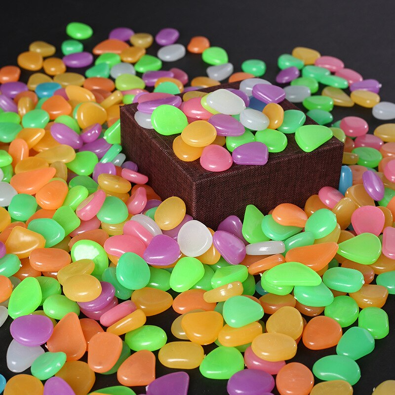 100Pcs Fluorescent Resin Stone Garden Decoration Glowing Garden Pebbles In The Dark Garden Courtyard Lawn Luminous Stone: mixed