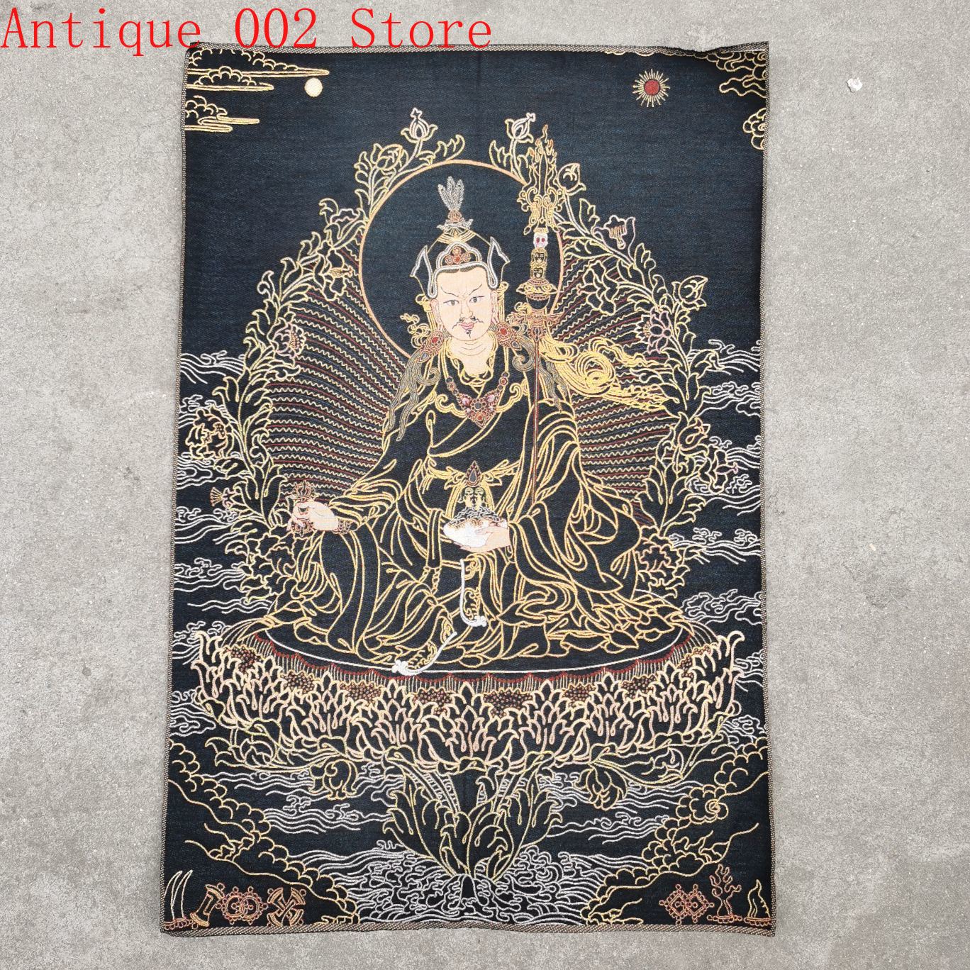 China Tibetaanse Boeddhisme Thangka Padmasambhava Zijde Borduurwerk Decoratieve Schilderkunst Size 60x90cm
