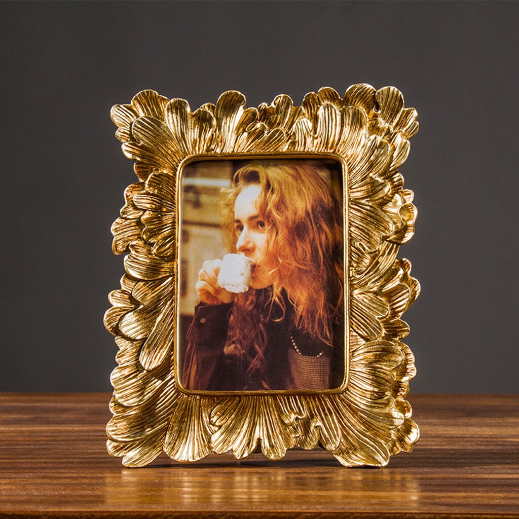 European Gold Picture Frame Wedding Iris Flower Desktop Freestanding Photo Frame for Livingroom, Bedroom Home Decoration