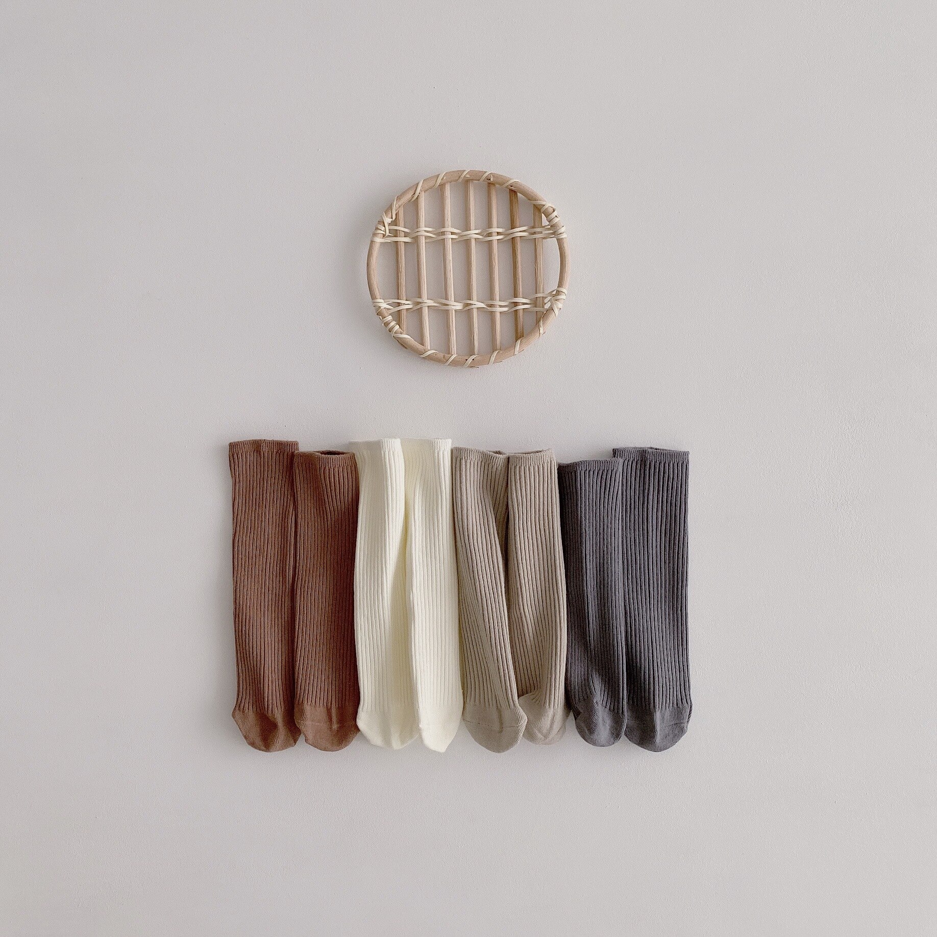 4 Paren/partij Baby Meisjes Knie Hoge Sokken Lange Kinderen Zachte Katoenen Kant Stuff Prinses Kinderen Sok Ruche 0-10 jaar Beenwarmers