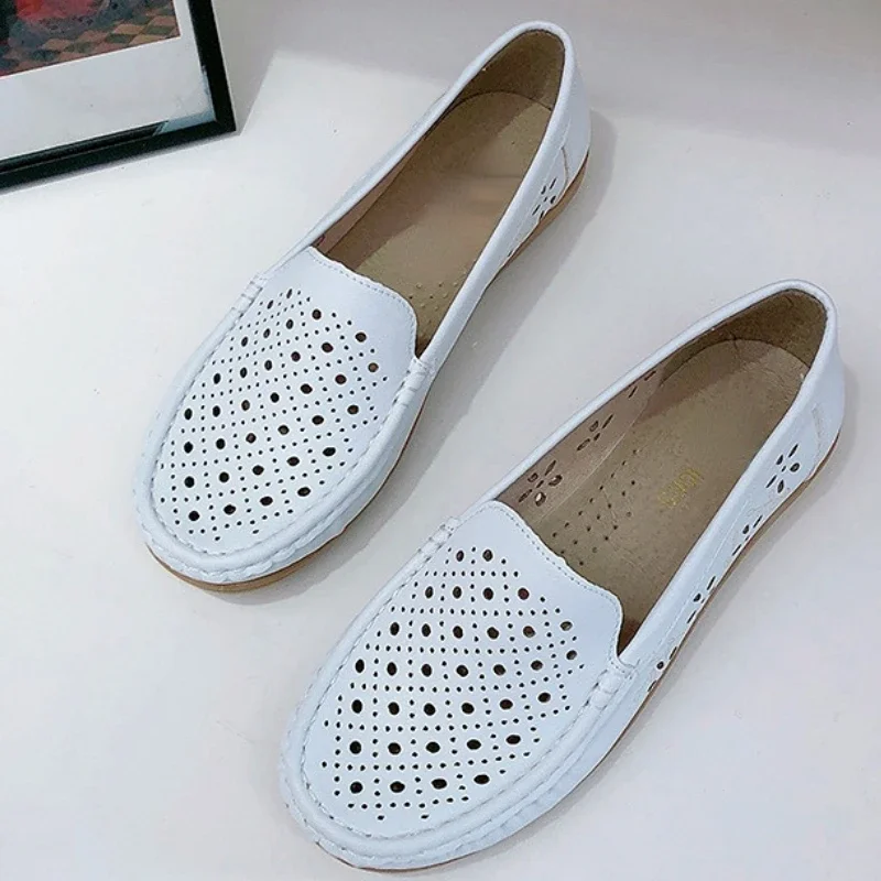 2024 estate nuova moda punta rotonda scarpe da infermiera suola morbida sandali antiscivolo scarpe basse scarpe sportive casual traspiranti da donna: WHITE / 36