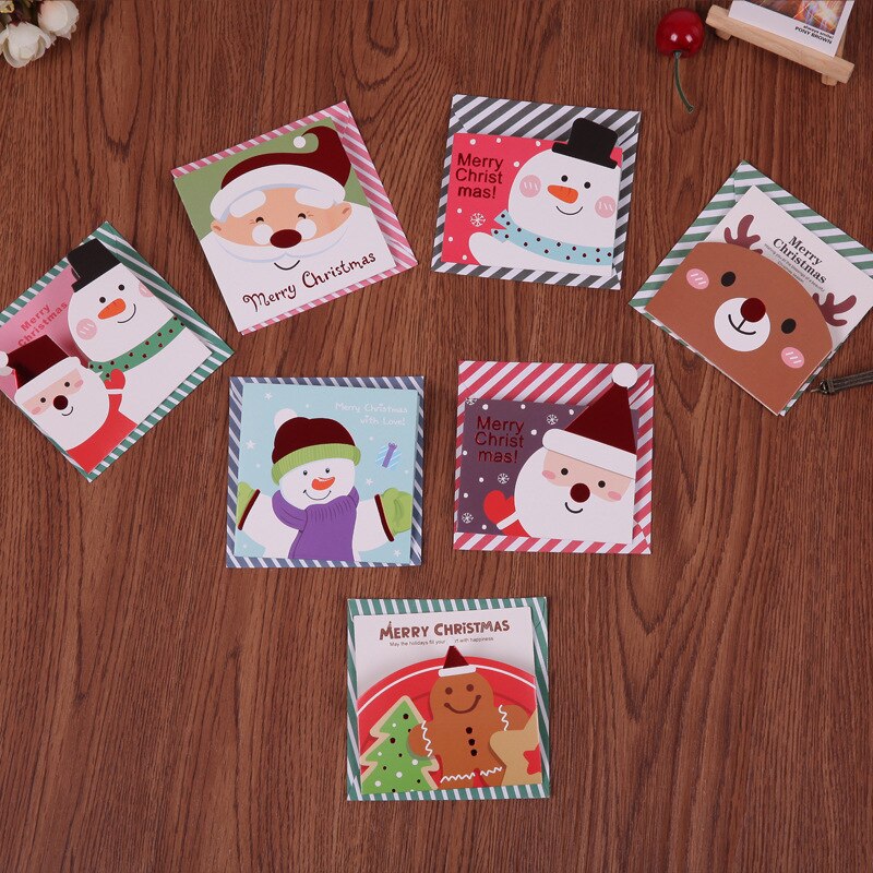 8 stks/partij Mini Cartoon Kerst Wenskaarten Bericht Postkaart met Envelop Willekeurige Patroon DV008